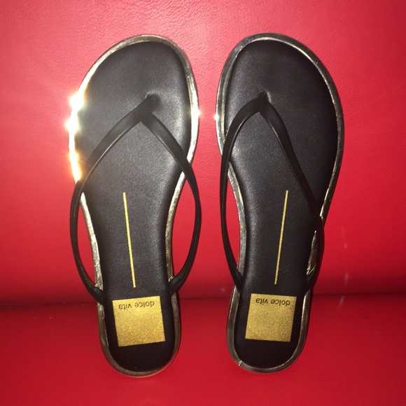 Dolce Vita Other - Girls Black sandals with gold outline